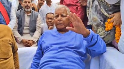 राजद प्रमुख लालू प्रसाद यादव तथा उनके समर्थक