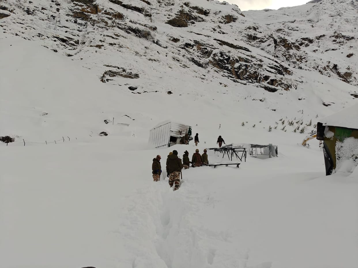 Chamoli Avalanche Now BRO is busy finding a safe place for the workers, containers will be made at another pla