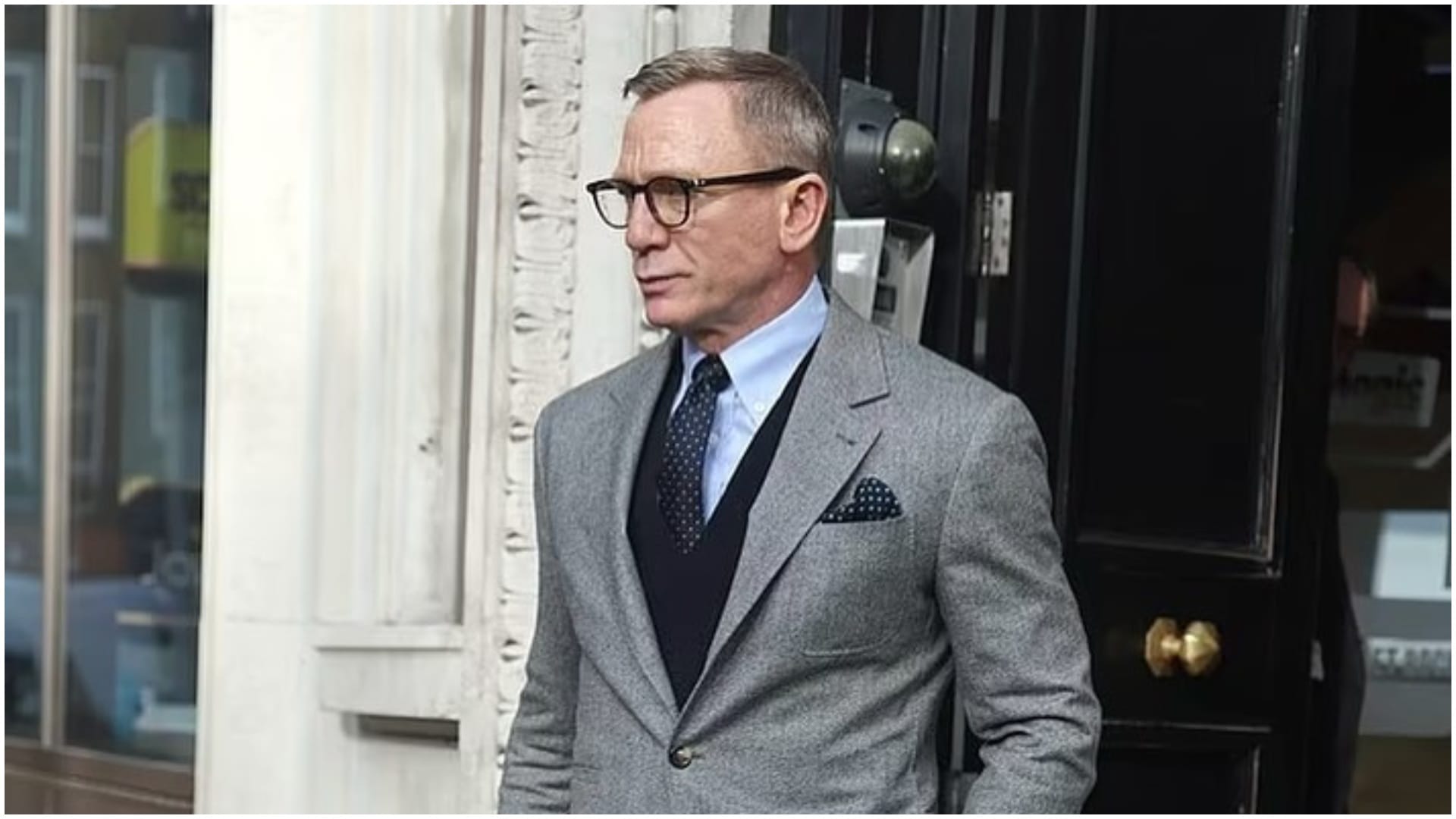 Daniel Craig aka james bond birthday special know about his life career and collection of bond series movies