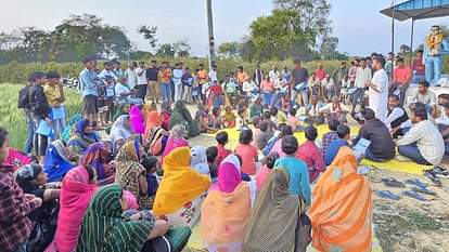 UP News: आजमगढ़ से शुरू हुआ कांग्रेस का मतदाता जोड़ो महाअभियान, मतदाताओं के हक की लड़ाई के लिए होंगी जनसभाएं Congress voter add campaign started from Azamgarh in UP
