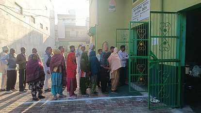 हरियाणा निकाय चुनाव: मेयर के लिए मतदान शुरू, मतदाताओं में उत्साह; 12 मार्च को आएंगे नतीजे Haryana civic elections, Voting for mayor enthusiasm among voters; results declar on March 12