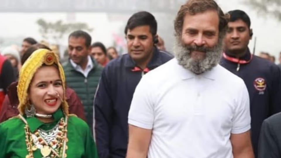 Himani Narwal Murder case mother Savita expressed suspicion on Congress leaders