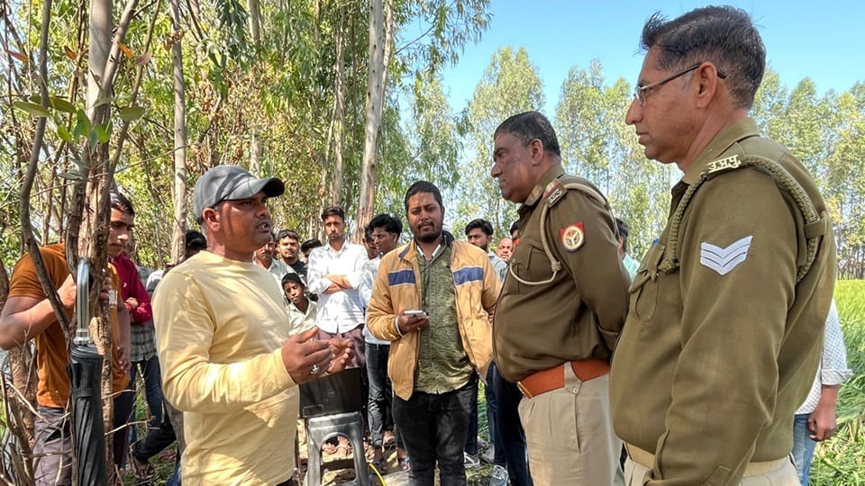 Villagers arrived to stop the exploration of oil in the ground