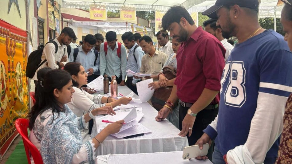 Indore News 652 Youths Get Jobs at Employment Fair, 1334 Participated