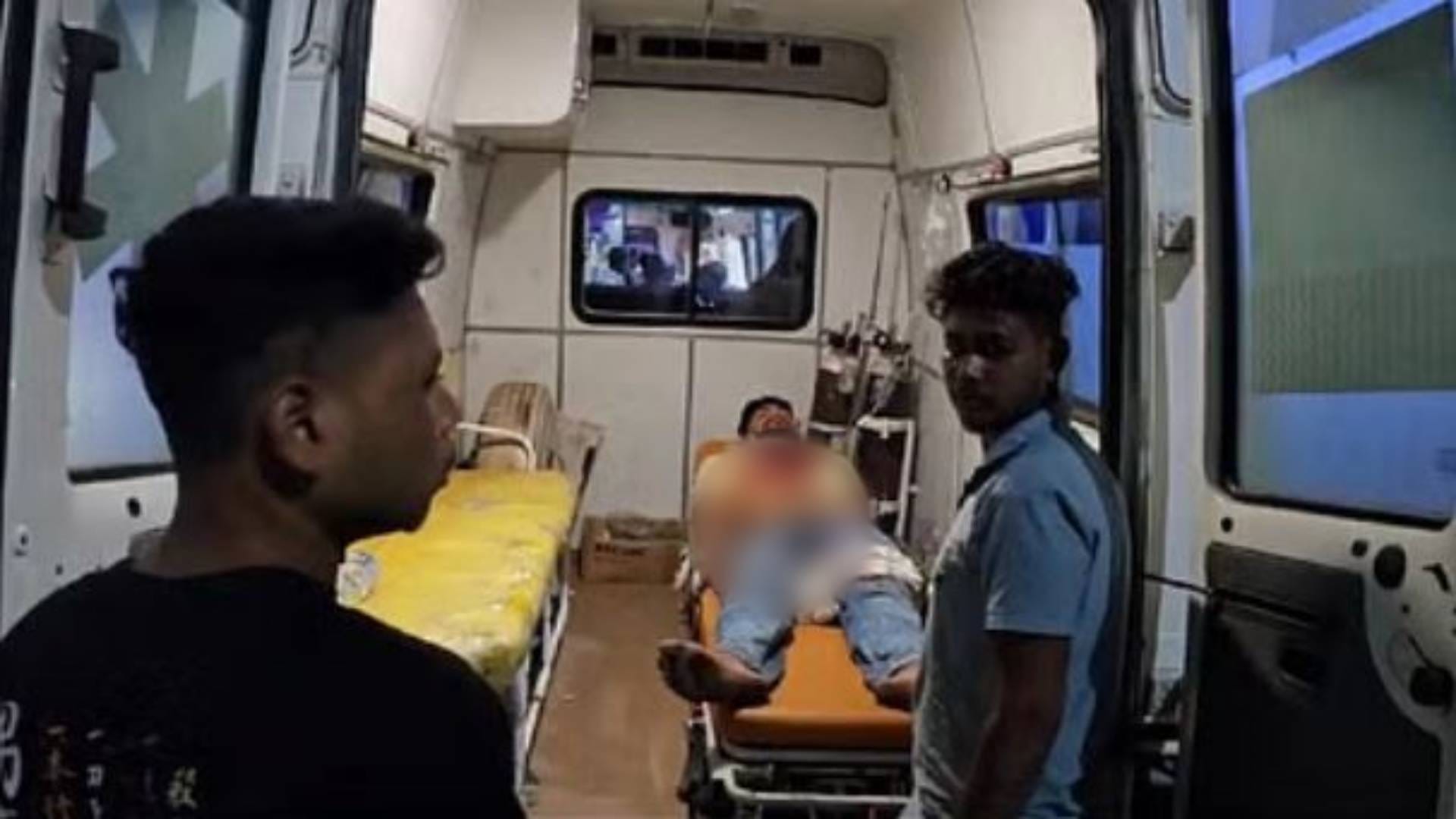 ब्लैकमेलिंग से परेशान युवक