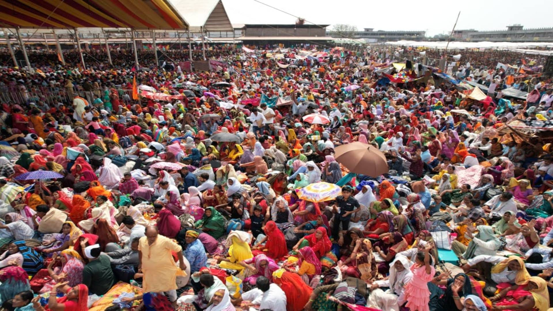 Sehore news Lakhs of devotees reached Rudraksh Mahotsav