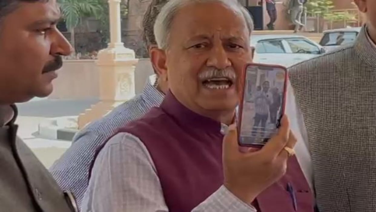 Rajasthan: Garg Reveals the Copy of Notice Given in Lohagarh, Julie Said- This is the Limit of Dictatorship