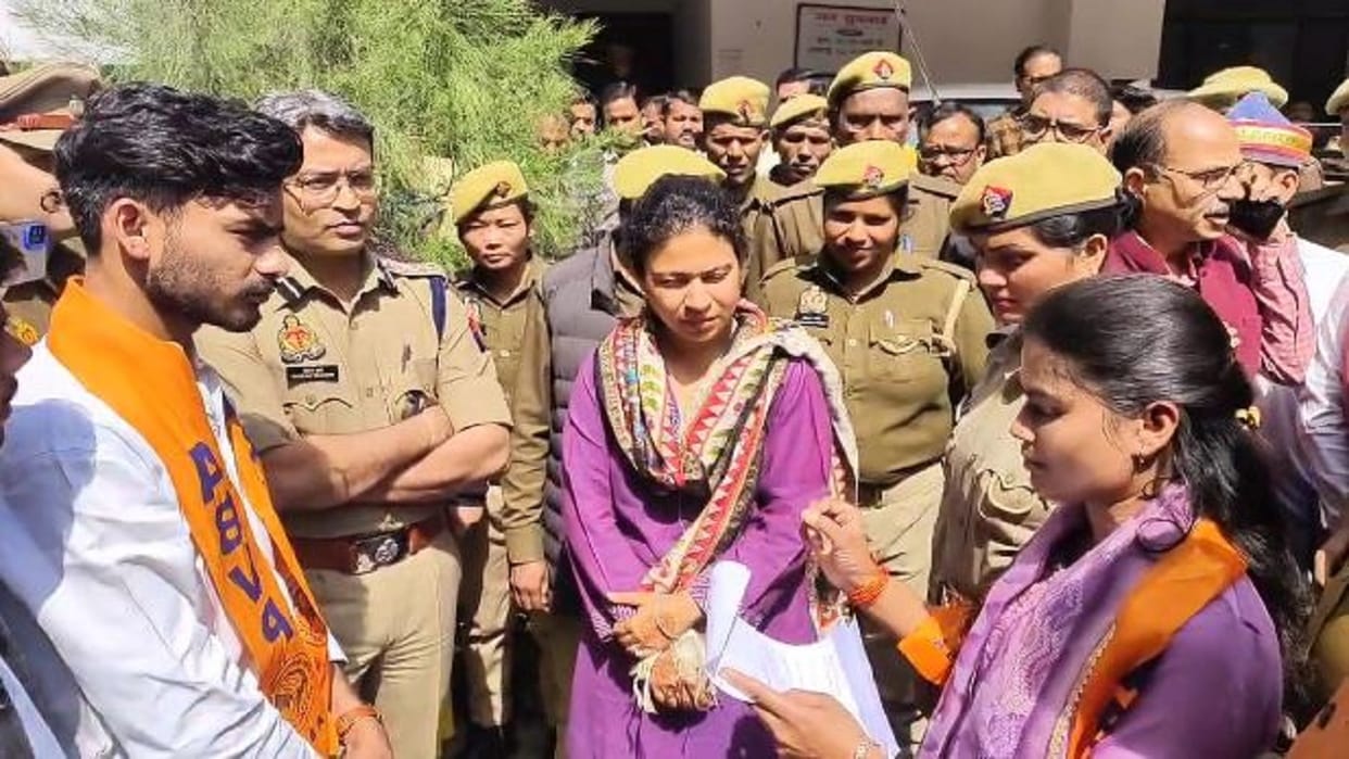 ABVP workers raised voice on educational and social issues in lakhimpur kheri