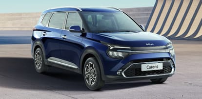 Renault triber vs ertiga vs carens price specs comparison hindi