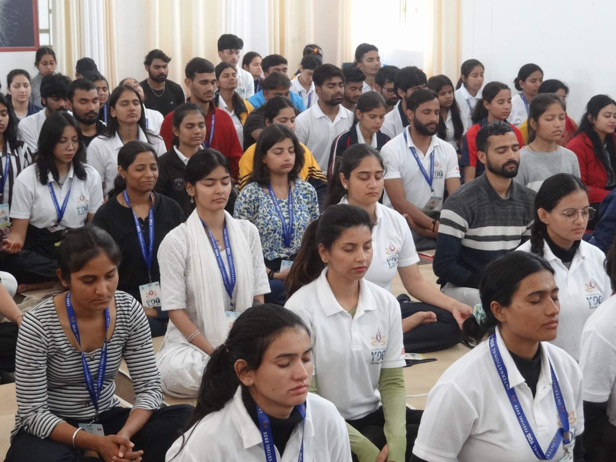 Katha vachak jaya kishori attends International Yoga Festival in rishikesh talked about religion
