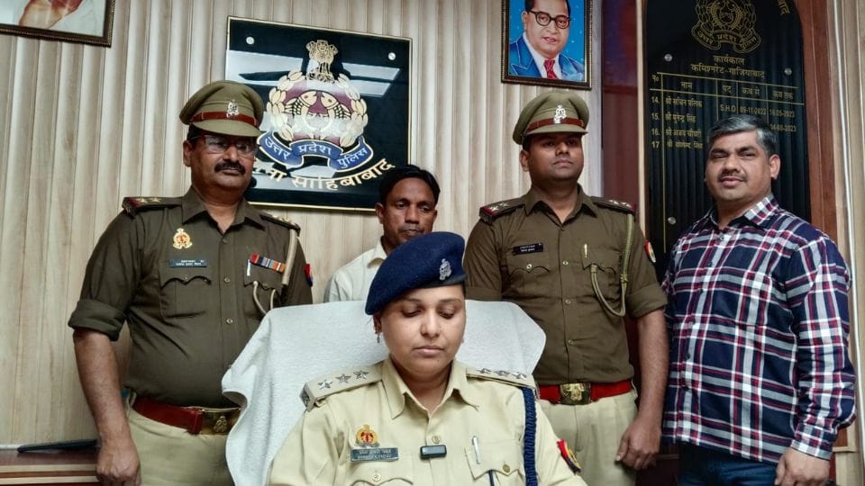 Police arrested the accused who made the hotel businessman unconscious and stole cash and jewellery
