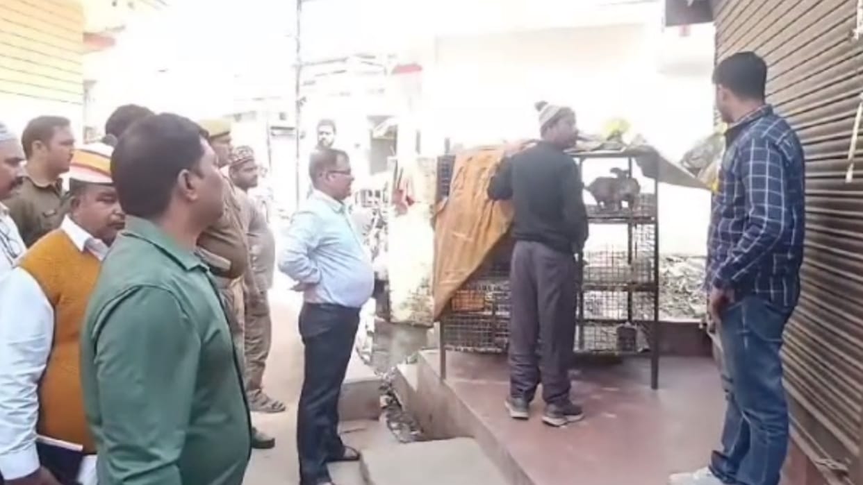 Action against Illegal Chicken & Mutton Shop in Ayodhya.