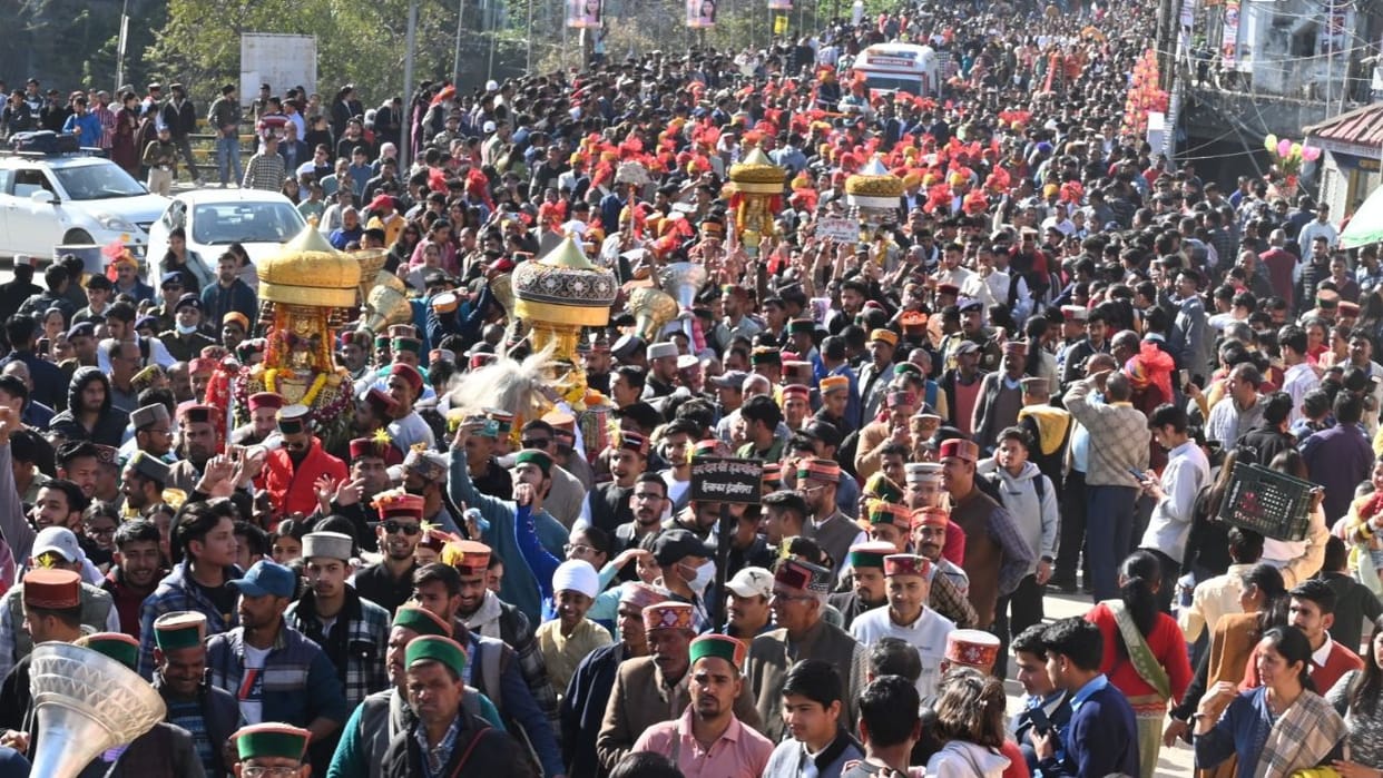 Mandi Shivratri Festival 2025 International Mahashivratri Festival concludes with Chauhata ki Jatar Jaleb