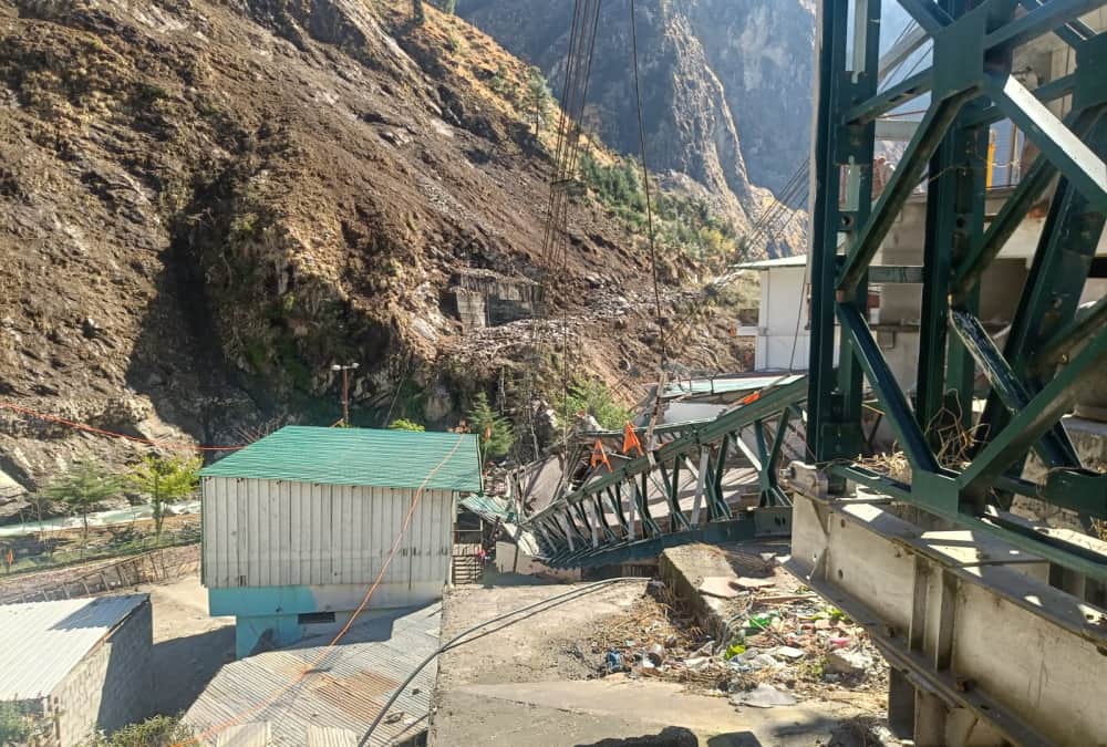 Bridge collapse in Govindghat Chamoli Concerns arisen marriages and deliveries Uttarakhand News in hindi