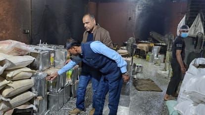 Food and security department seized Adarsh Namkeen factory in Khurja