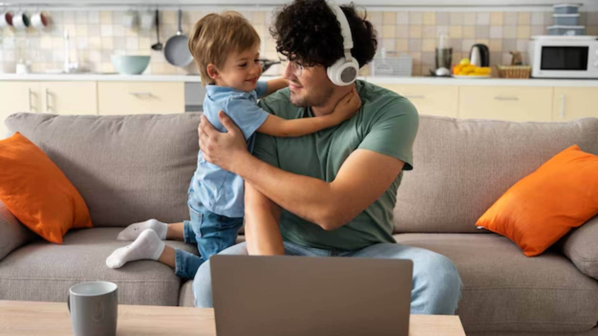 Reverse Parenting Trend 2026 Advantages And Disadvantages in hindi