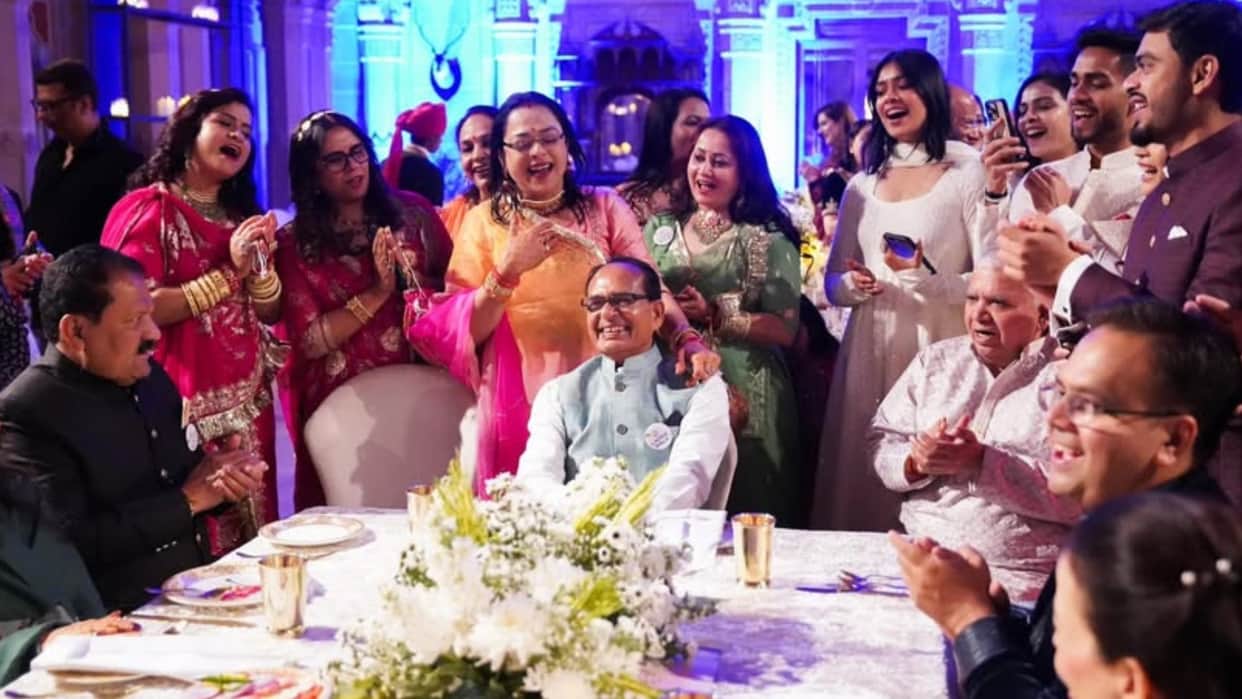 Shivraj Singh Chouhan Birthday: Shivraj Turns 66, Wife Sadhna Singh Congratulates with a Special Message