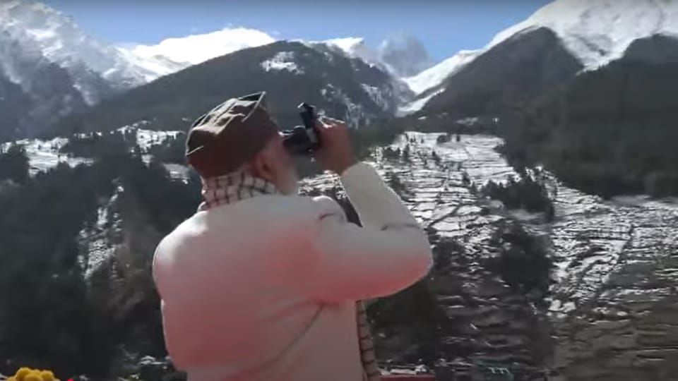 PM Modi In Uttarkashi visited beautiful valleys of Harshil, was mesmerized by beauty Photos