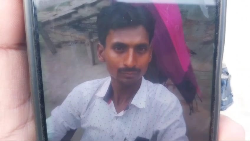 a youth committed suicide by consuming poison In Samastipur