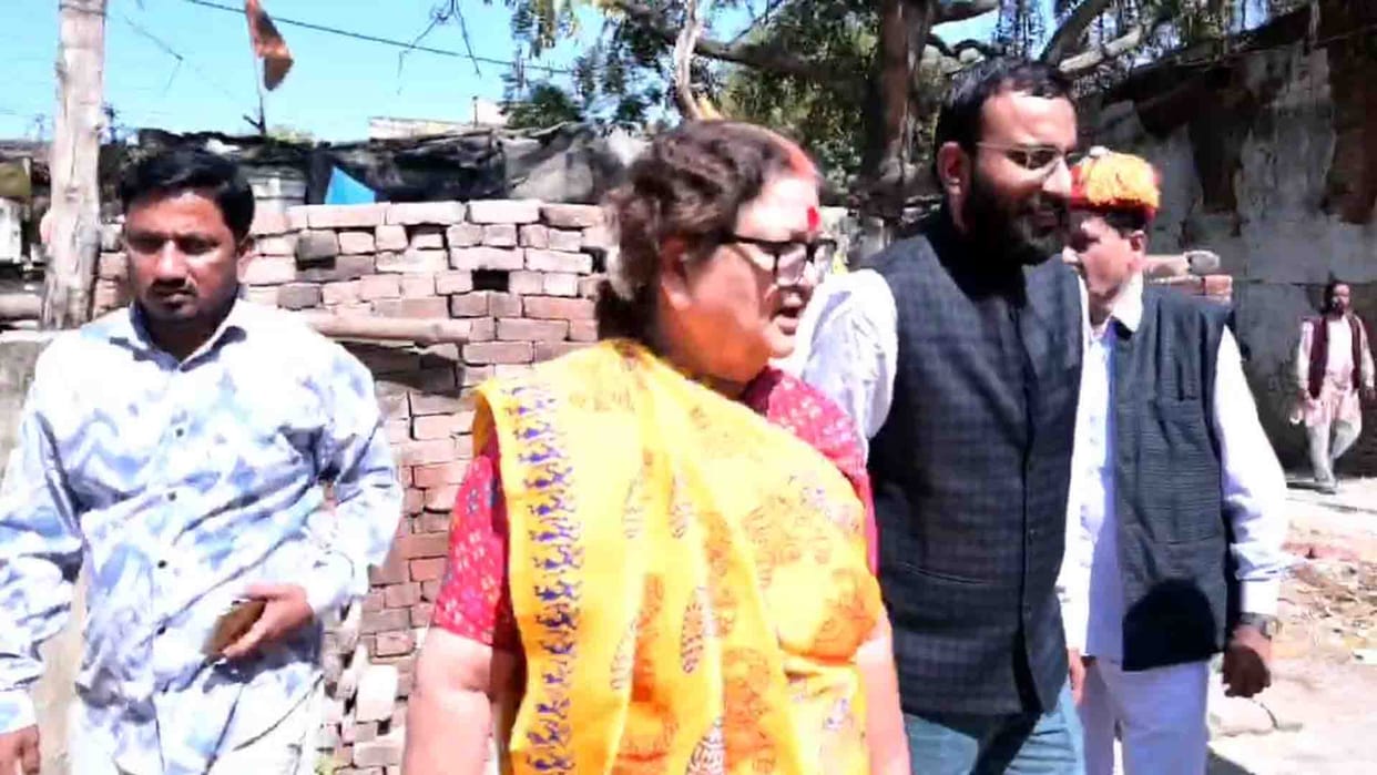 Kanpur: Park encroached under the pretext of temple, two days ultimatum to remove it