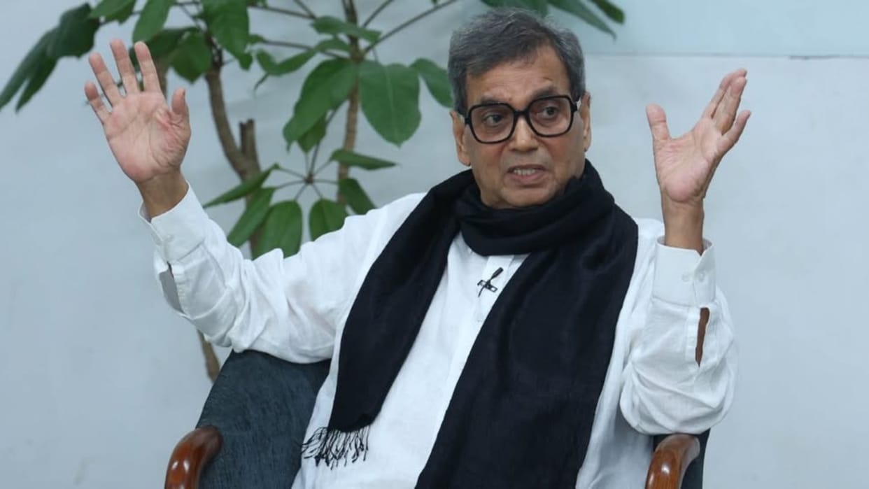 Bollywood director Subhash ghai reacts on declining audiences in cinemahall also provide solution