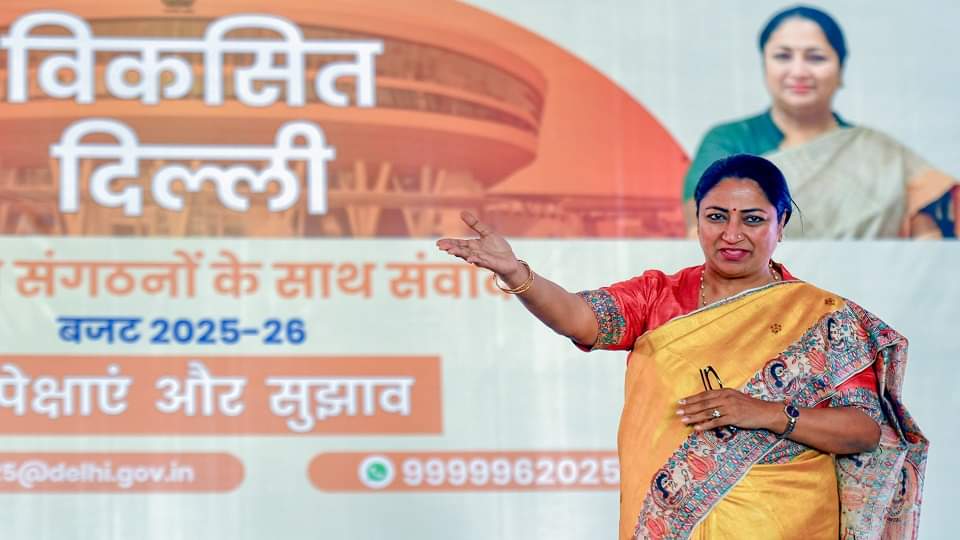 Delhi government preparing standard for scheme of giving 2500 rupees to women