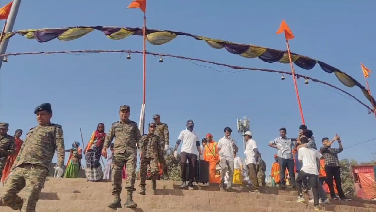 Cleanliness conducted at Assi Ghat in varanasi by namami gange