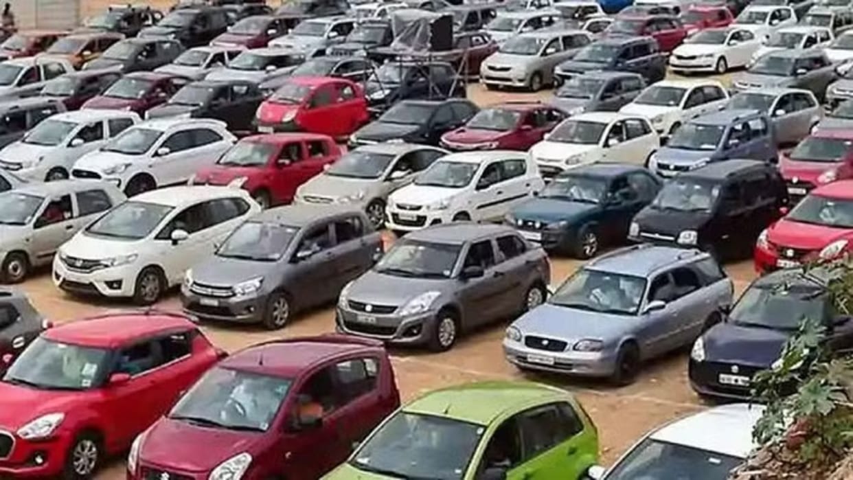 India’s Car Market Defies Supply Hurdles Sales Set  Touch 4.7 Million