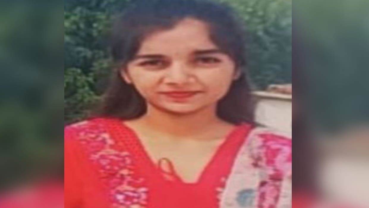 Student dies in collision between a dumper and an auto in Nigohi