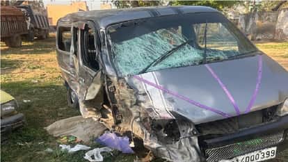 Tragic accident in Bulandshahr three people riding a bike died