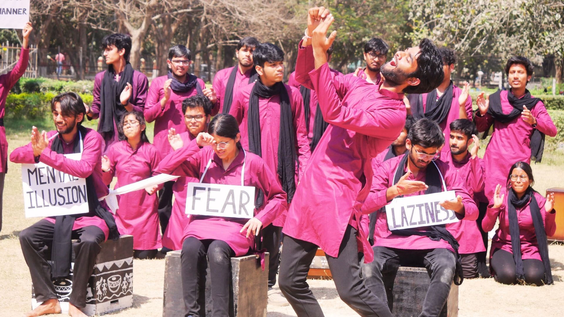 photo gallery beautiful Kashi Yatra in pictures Pushparaj song Youth danced Hearts stopped ramp walk