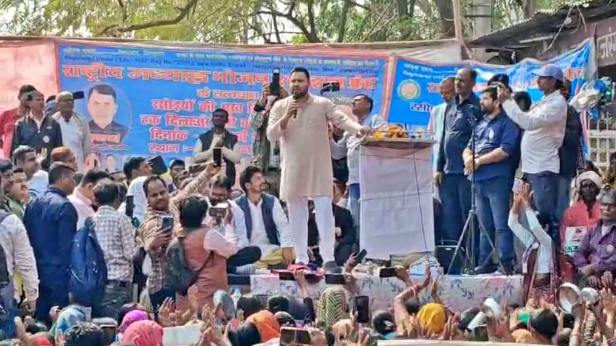 Patna News: Tejashwi Yadav reached Gardanibagh in support of cook sisters, says govt is exploiting them