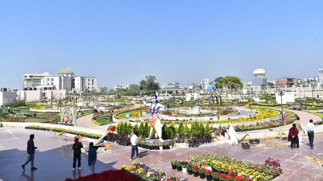51-foot-tall statue of Lord Rama will soon be installed in Ramayana Vatika Bareilly