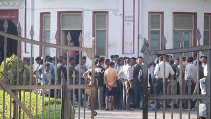 Bricks and stones were thrown in BHU Five students injured clashed over playing with colours