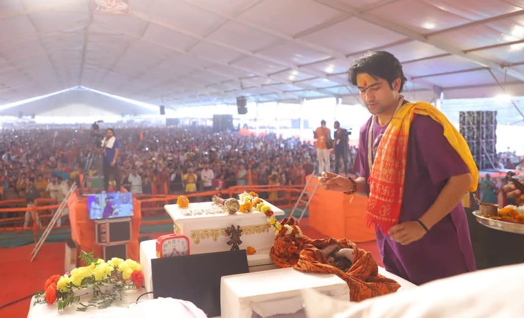 Baba Bageshwar: Hanumant story of Baba Bageshwar in Gopalganj: Dhirendra Shastri, poverty, Bihar news