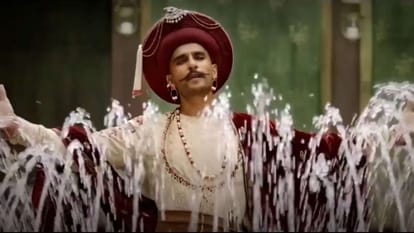Eid scenes in Bollywood movie Khushi Kabhie Gham to Saawariya and tees mar khan