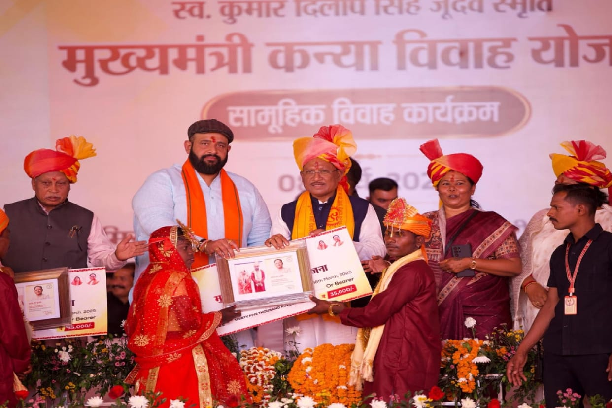 CG News: 353 couples got married in Chief Minister's mass marriage, CM Sai blessed the newly married couples