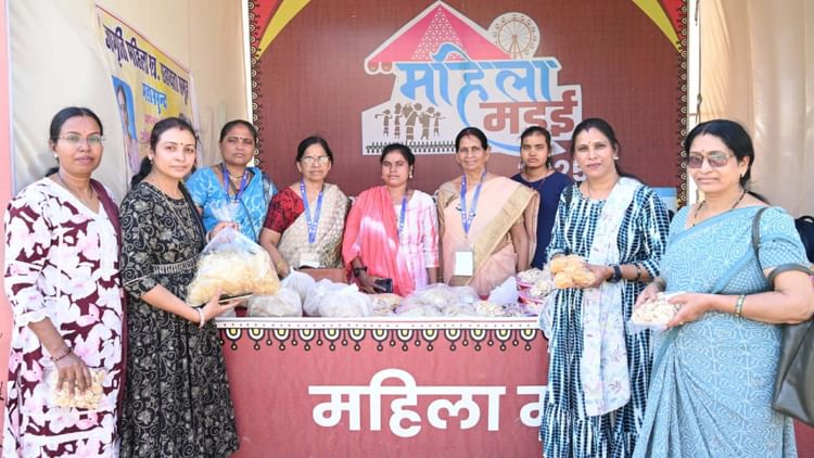 छत्तीसगढ़ के पारंपरिक व्यंजन: महिला स्व-सहायता समूह बना रहीं आचार, पापड़, ठेठरी, खुरमी, यहां से मिलता है ऑर्डर