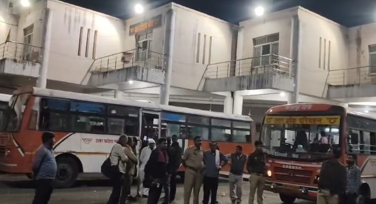 Passenger dies in a roadways bus coming from Mahoba his health suddenly deteriorated body sent for postmortem