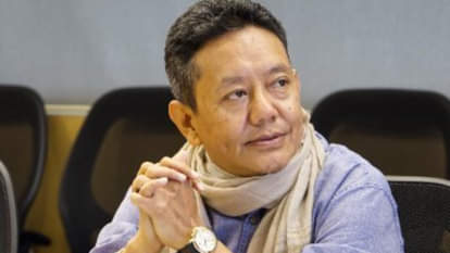 Pasang Dorjee Sona, Minister