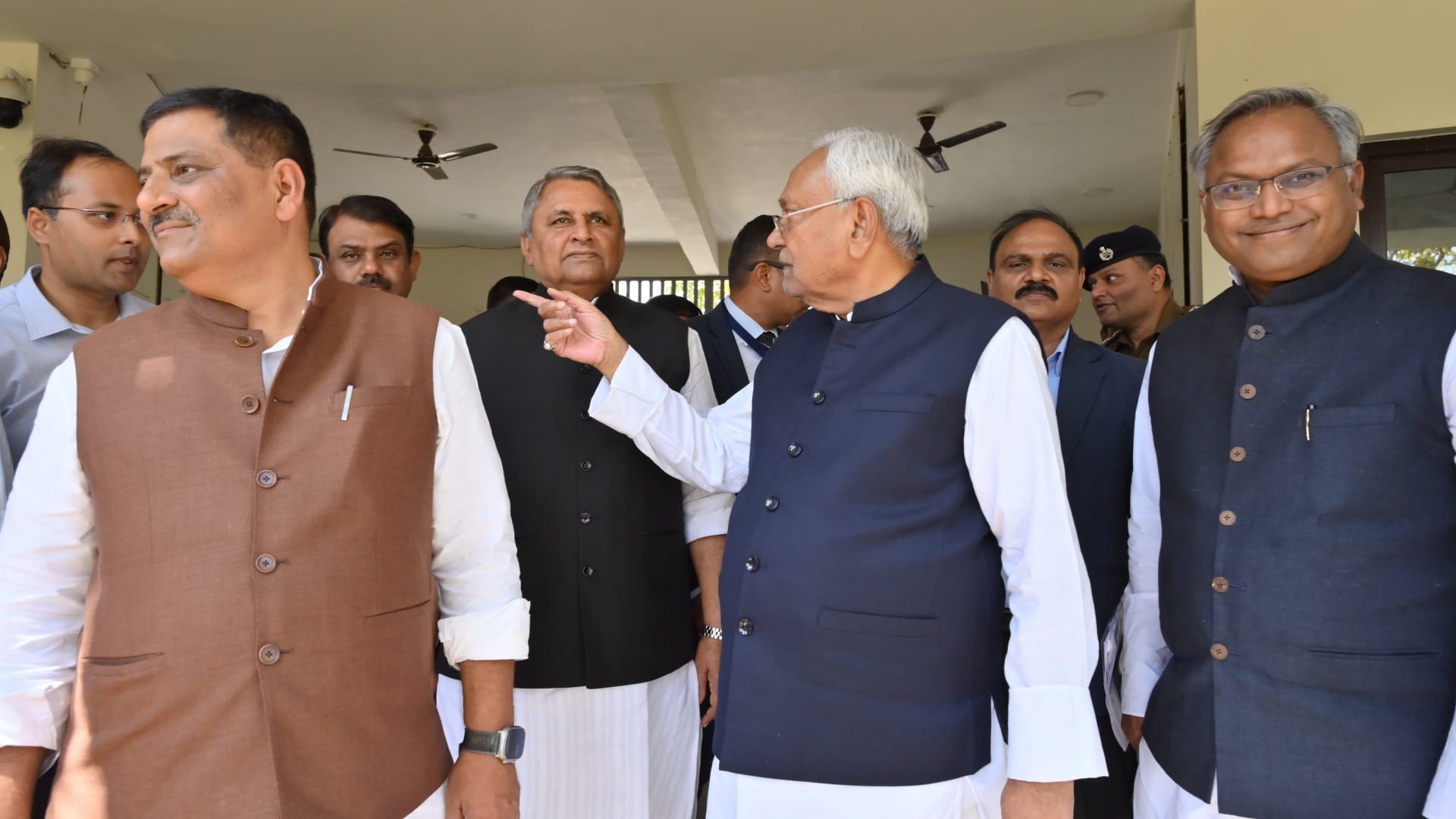 Patna News: CM Nitish inaugurated bird aviary in Rajgir Zoo Safari, wildlife conservation will get a boost