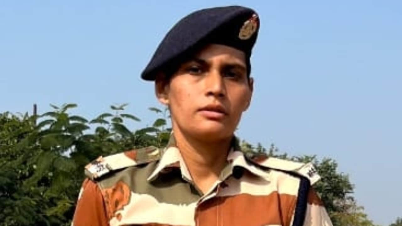 Women's Day 2025 Anshika Verma became IPS without coaching Pratibha chose the challenge