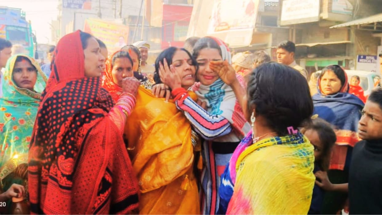 Baraatis were chased and beaten up in ballia women molested young man died