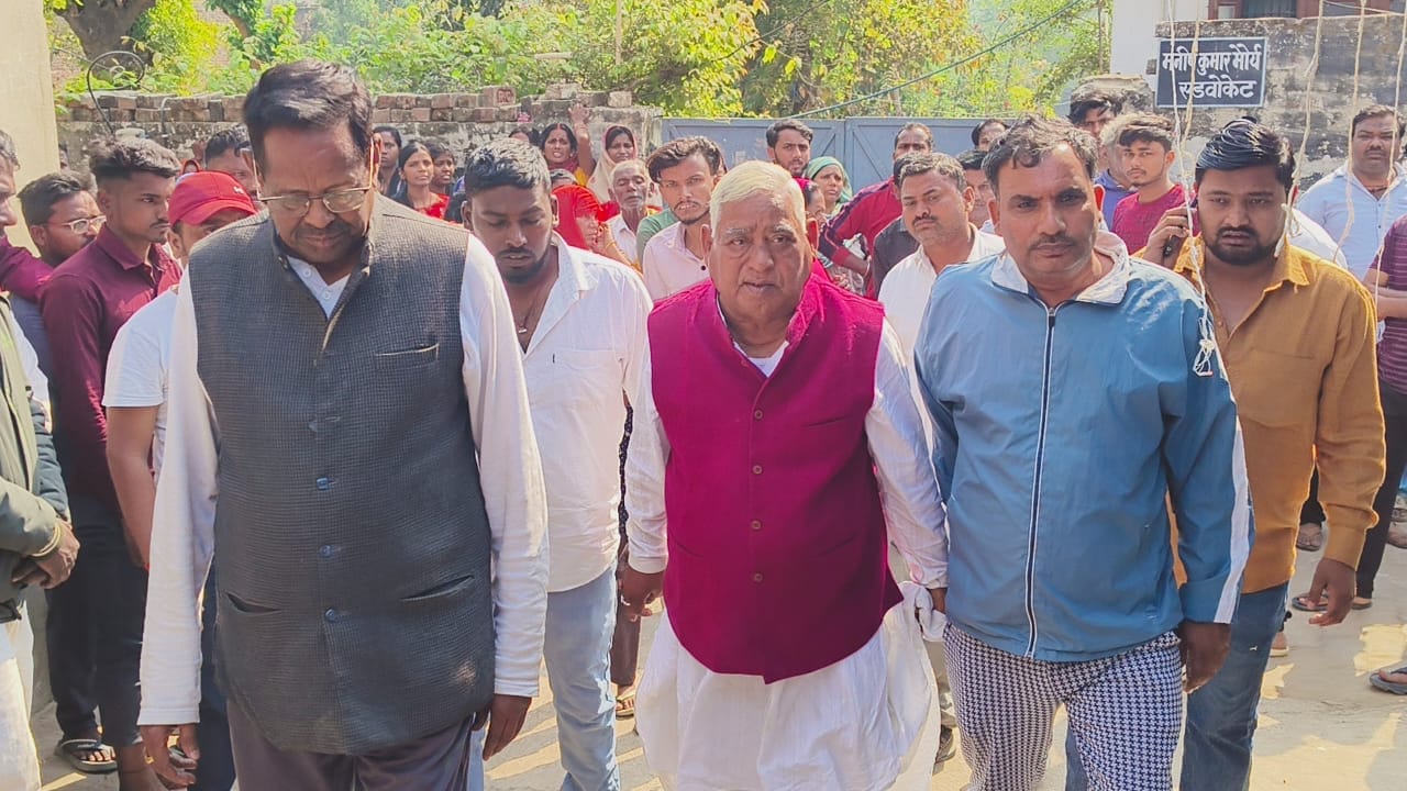 A Couple died on their first night in Murawan tola in Ayodhya.