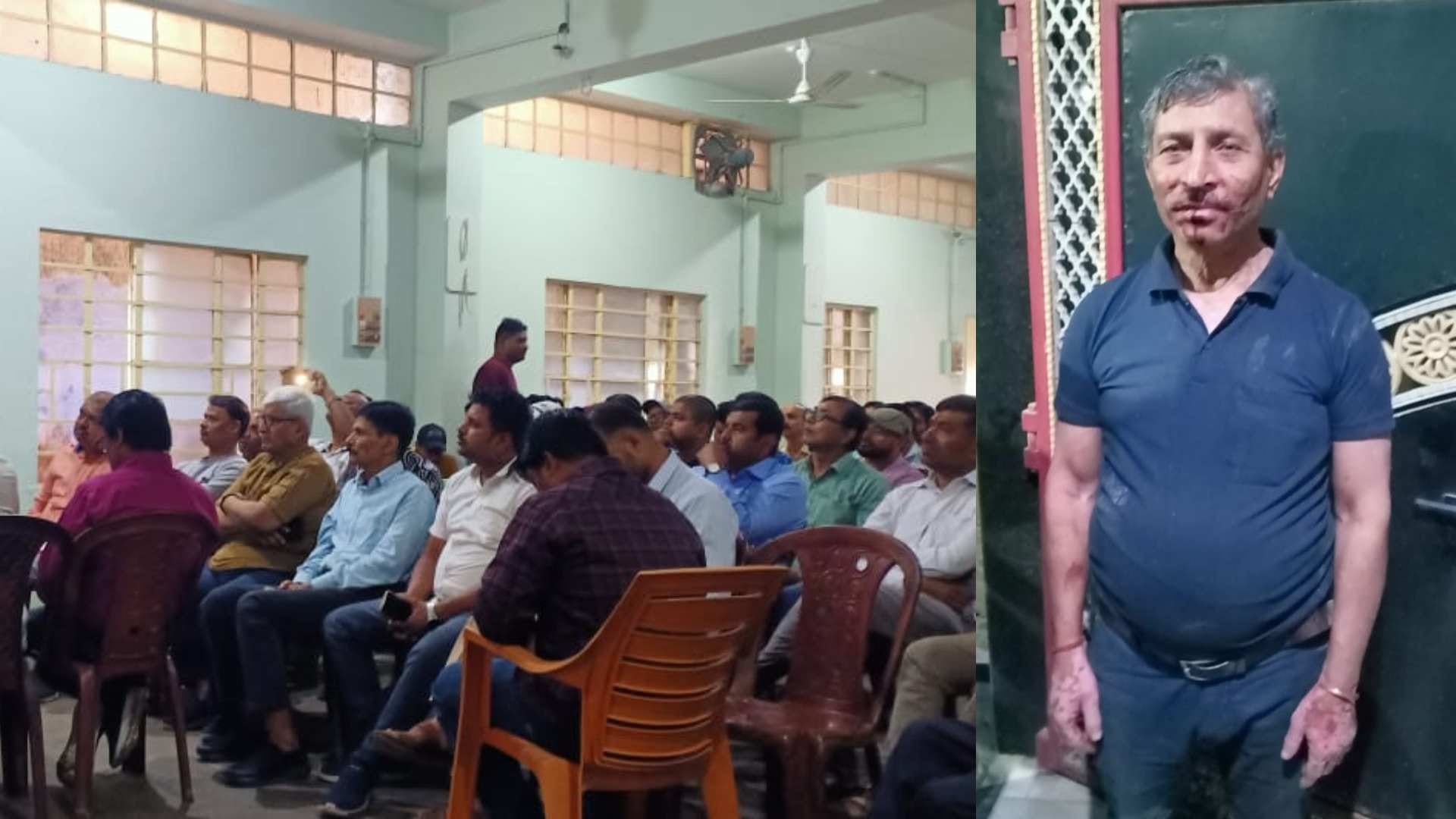 बैठक करते व्यवसायी