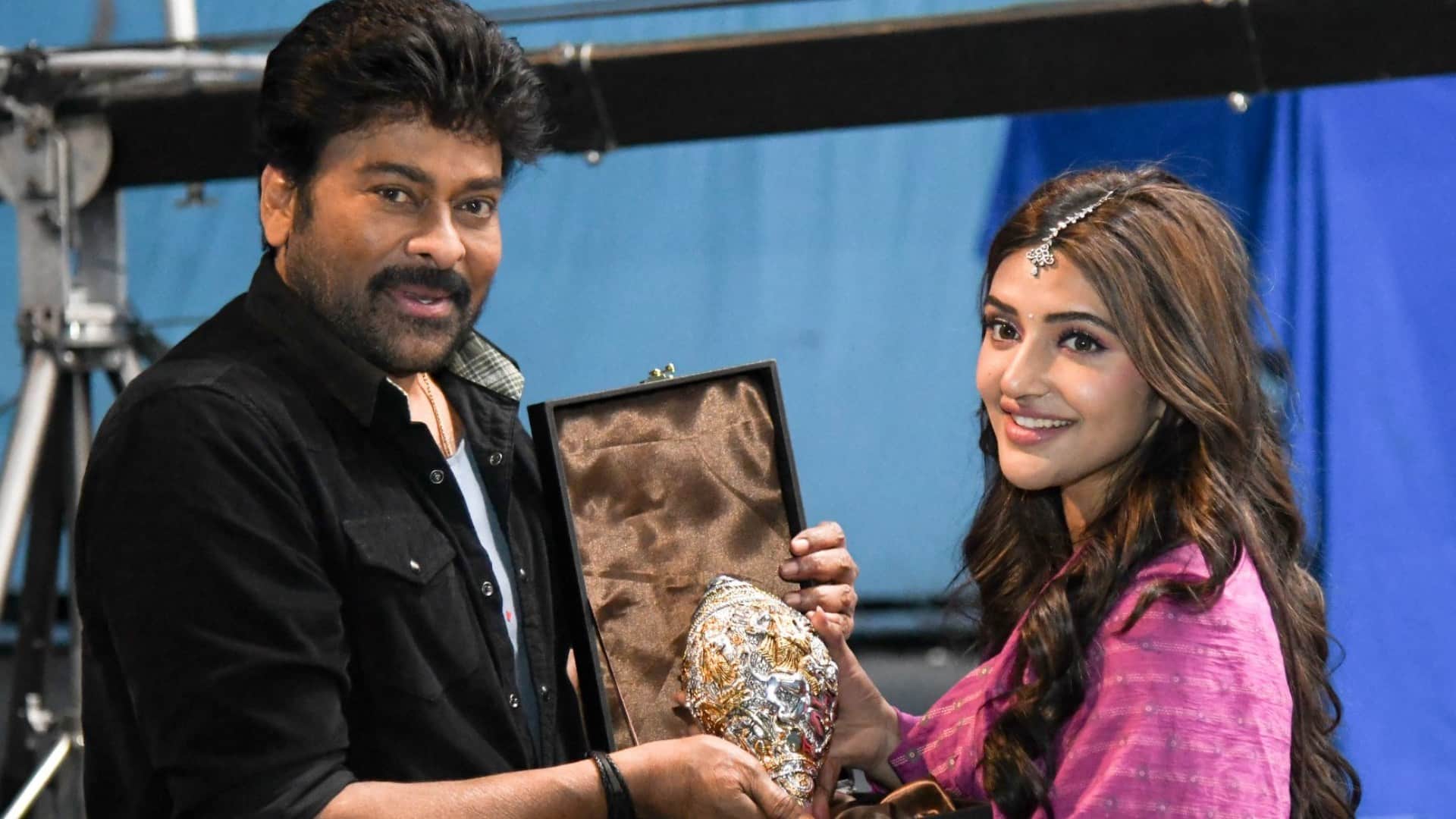Vishwambhara actor Chiranjeevi Heartfelt Gesture A Special Gift for Sreeleela on International Women’s Day