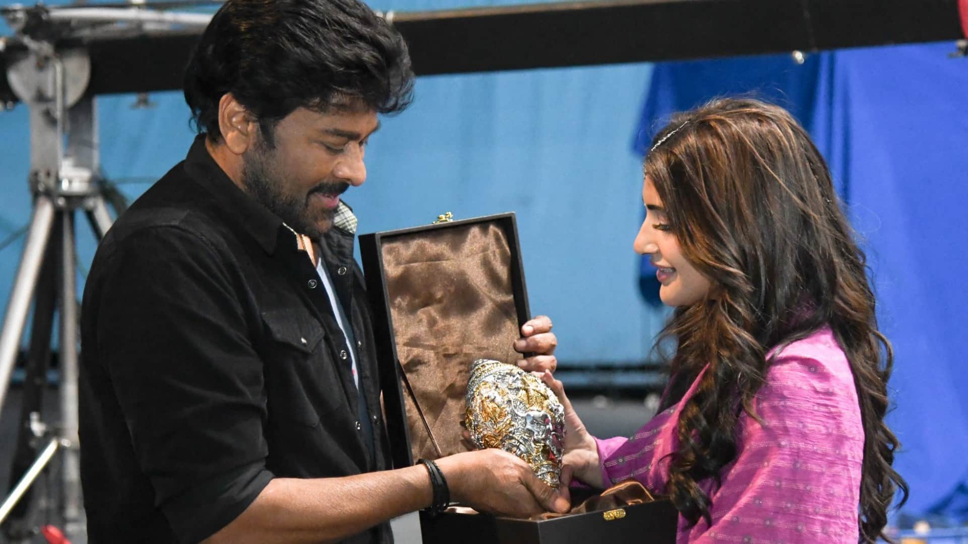 Vishwambhara actor Chiranjeevi Heartfelt Gesture A Special Gift for Sreeleela on International Women’s Day