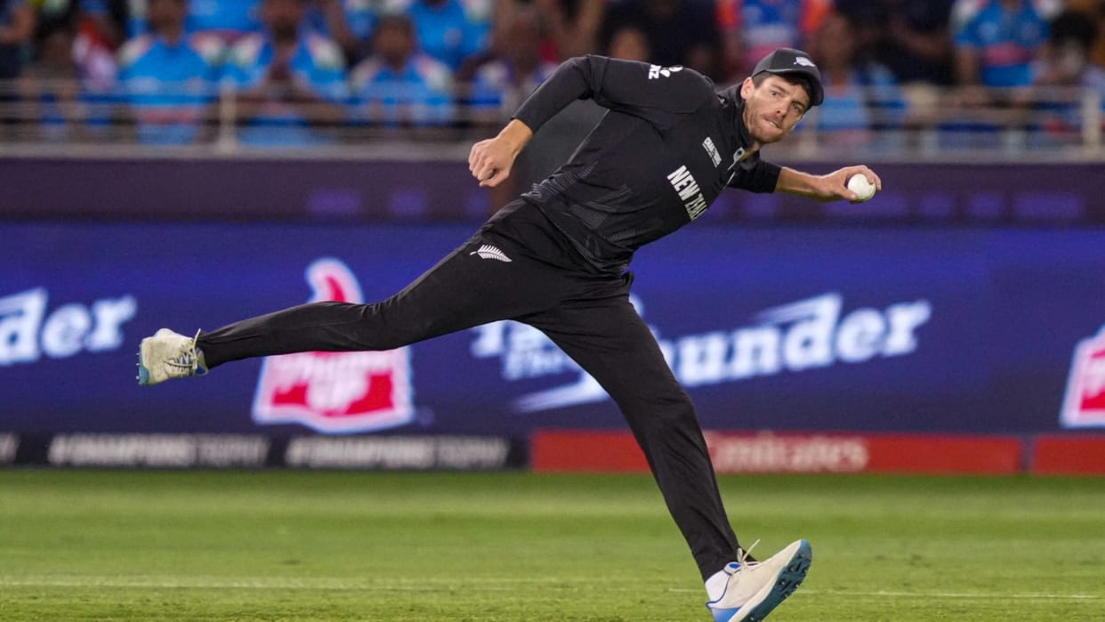 Mitchell Santner Achieves Rare T20I Double, Becomes First Kiwi to Reach 1000 Runs and 100 Wickets