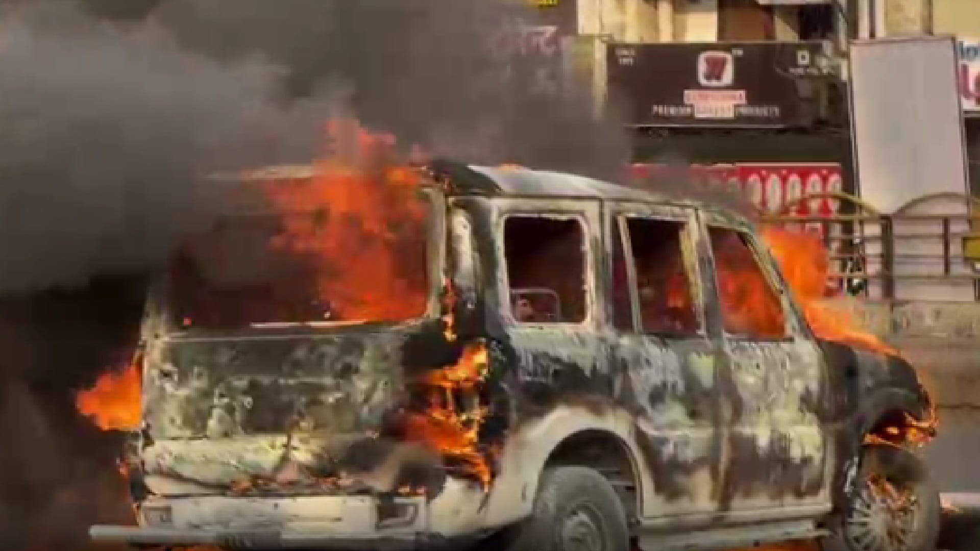 A Car Parked In The Parking Lot Of Raipur Railway Station Caught Fire ...