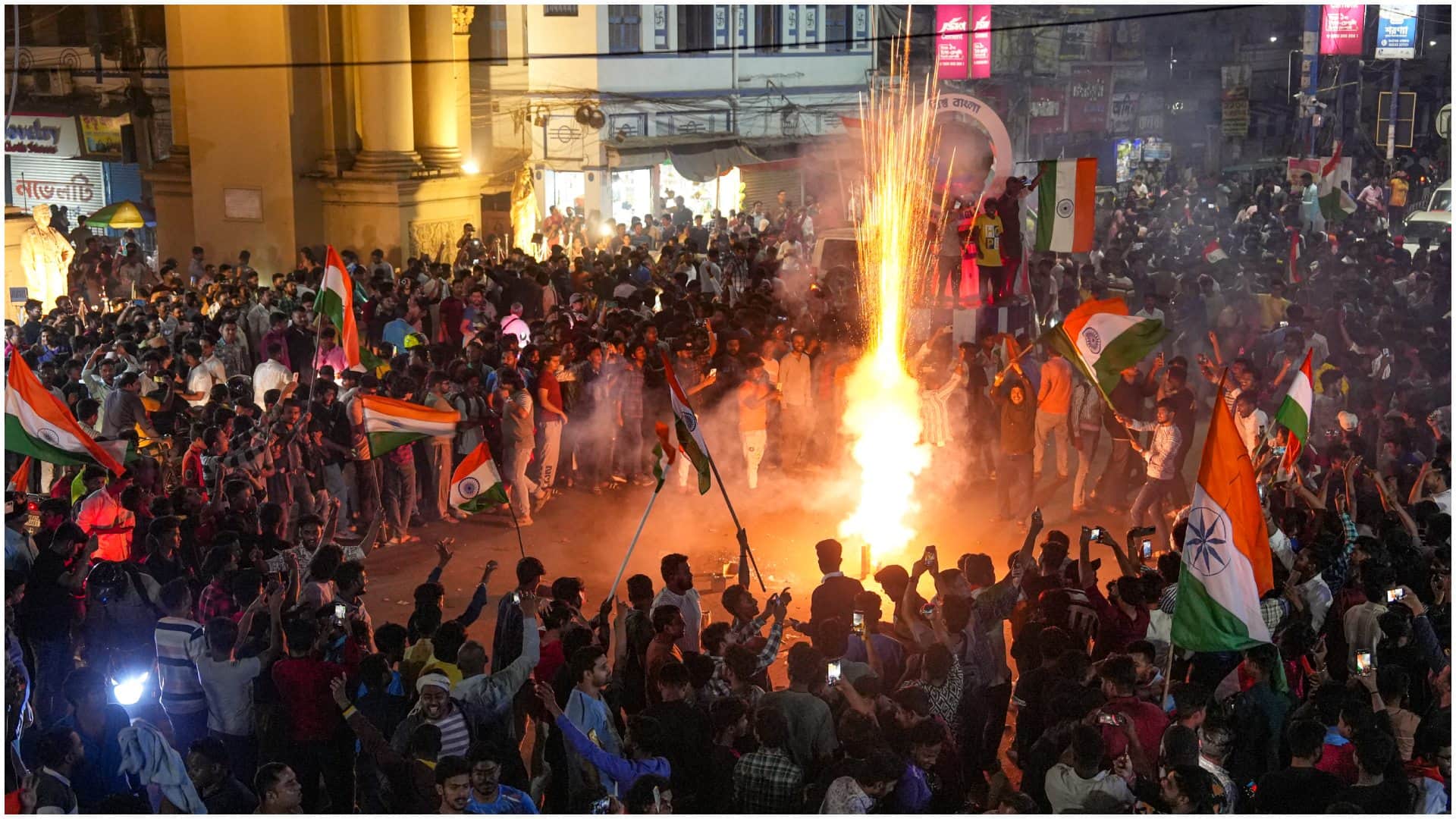 Rohit, Rahul shape India third Champions Trophy title triumph See Celebration Photos
